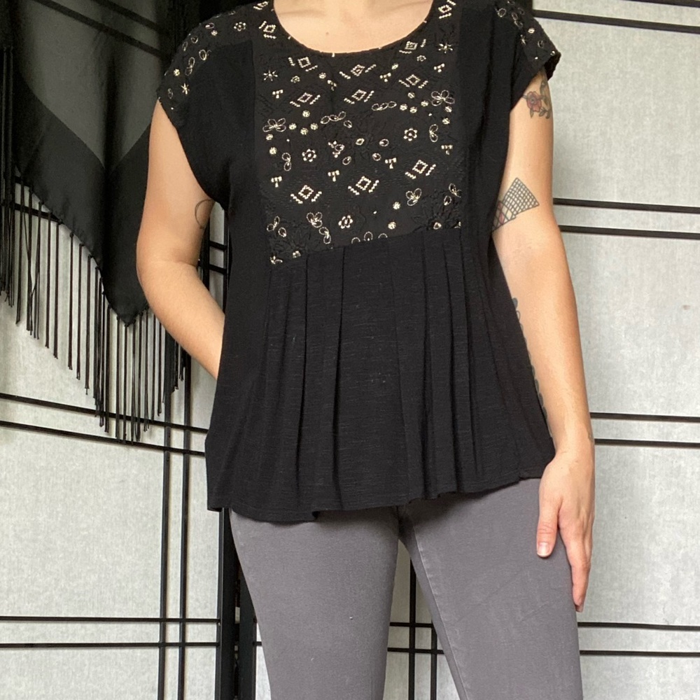 akemi + kin anthropologie embroidered top